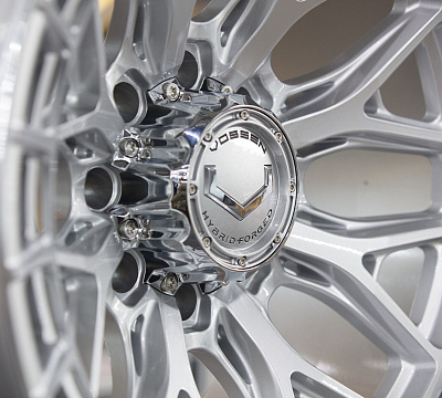 Vossen HFX-1 (8-Lug)