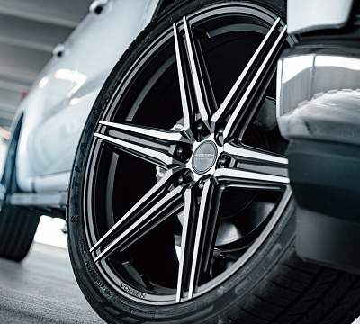 Фото дисков Vossen HF6-2 на Chevrolet Silverado IV