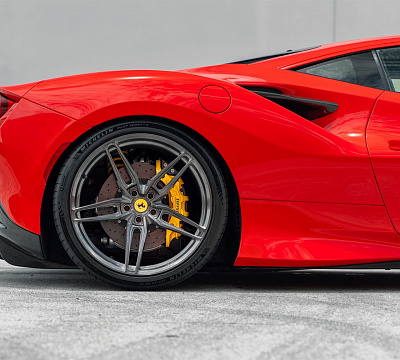 Фото дисков Anrky AN17 на Ferrari F8