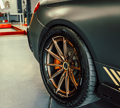 Фото дисков Brixton Forged R11-R на Mercedes-Benz C-Class (W205)