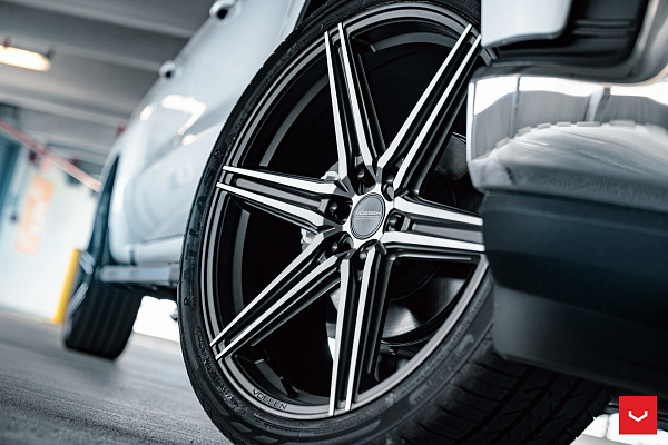 Фото дисков Vossen HF6-2 Алмазная проточка на Chevrolet Silverado IV