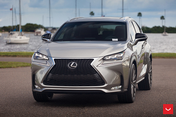 Фото дисков Vossen VFS-2 Глянцевый графит на Lexus NX I