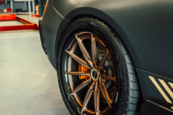 Фото дисков Brixton Forged R11-R Сатиновое темное золото на Mercedes-Benz C-Class (W205)