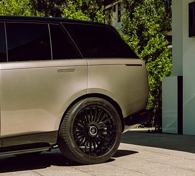 Фото дисков Vossen HF-8 на Land Rover Range Rover V
