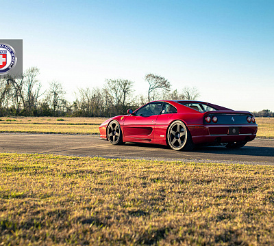 Фото дисков HRE 305M на Ferrari F355