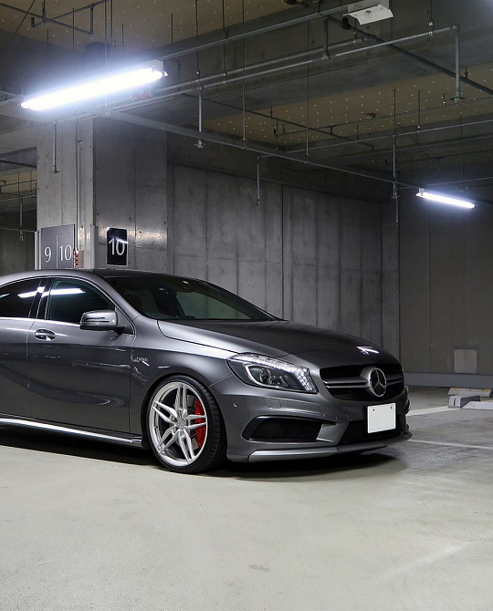 Фото дисков AN17 Серебро на Mercedes-Benz A-Class (W176)