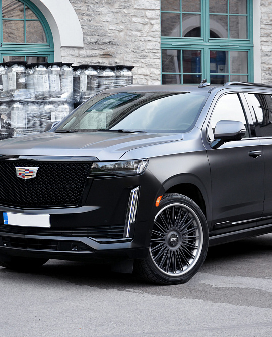 Фото дисков S17-14 (3-Piece) Сатиновый темный лак на Cadillac Escalade V