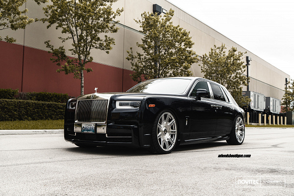 Фото дисков NOVITEC SP2 Глянцевый тонированный лак на Rolls-Royce Phantom