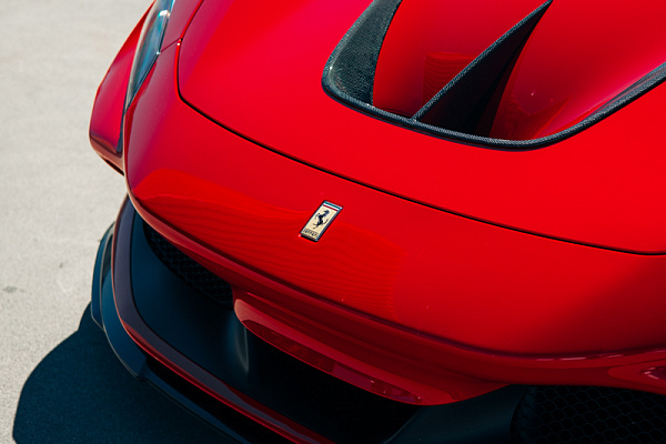 Фото дисков Brixton Forged R11-RS Глянцевое золото на Ferrari F8