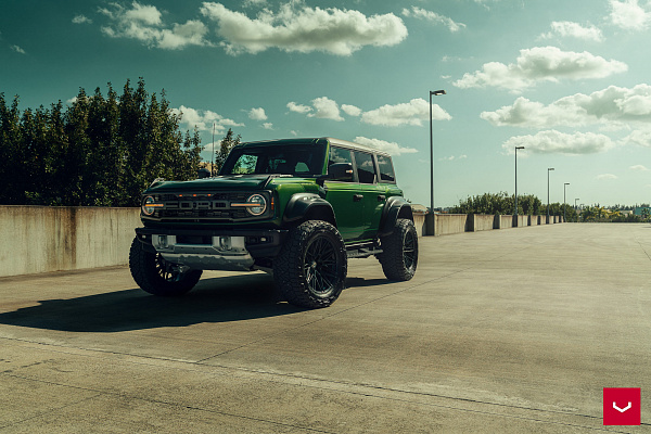 Фото дисков Vossen HF6-5 Черный сатин на Ford Bronco