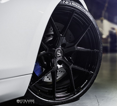 Фото дисков Strasse Wheels SM5R Deep Concave Monoblock на BMW 6/M6 (F06/F13/F12)
