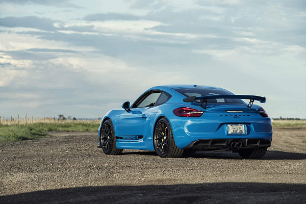 Фото дисков HRE P101 Черный сатин на Porsche Cayman II