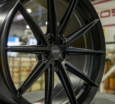 Vossen HFX-2 (5-Lug)