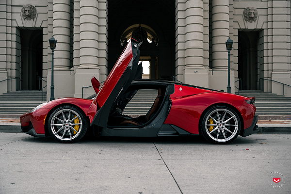 Фото дисков Vossen EVO-2 Полированный лак на Maserati MC20