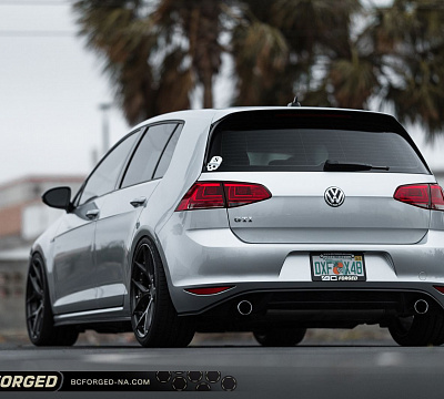 Фото дисков BC Forged HCS21 на Volkswagen Golf VII