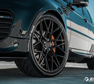Фото дисков Vossen UV-1 на Land Rover Range Rover Sport II