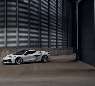 Фото дисков Vossen S21-02 на Chevrolet Corvette C8