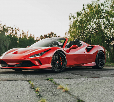 Фото дисков HRE S107SC на Ferrari F8