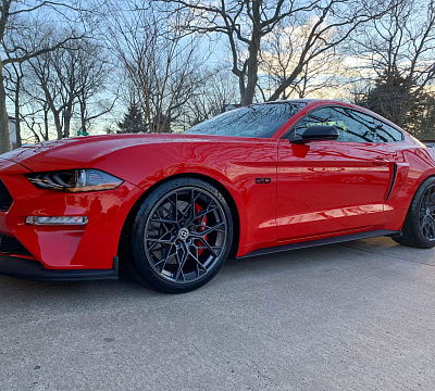 Фото дисков HRE FF10 на Ford Mustang VI