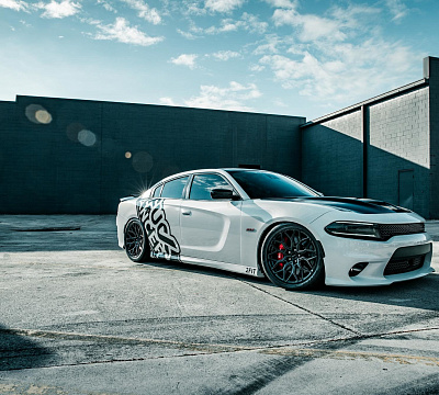 Фото дисков Vossen HF-2 на Dodge Charger VII