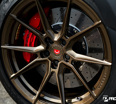 Фото дисков Vossen EVO-2 на Mercedes-Benz CLS (C257)