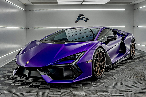 Фото дисков Anrky S3-X0 Глянцевая бронза на Lamborghini Revuelto