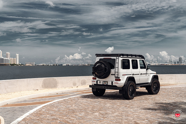 Фото дисков Vossen GNX-02 Черный глянец на Mercedes-Benz G-Class III