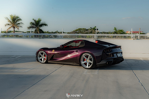 Фото дисков Anrky RS5.3 Полированный лак на Ferrari 812