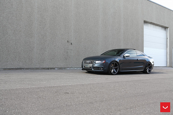 Фото дисков Vossen CV3 Сатиновый графит на Audi A/S/RS 5 (8T)
