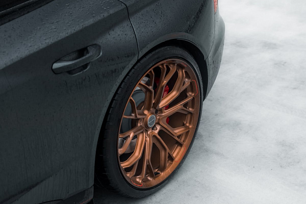 Фото дисков Brixton Forged PF10-RS Сатиновая темная медь на Audi E-tron GT