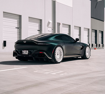 Фото дисков Brixton Forged TR20 на Aston Martin Vantage 4