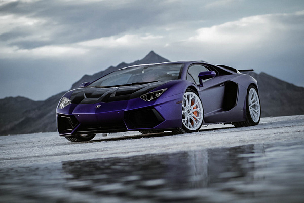Фото дисков Brixton Forged PF10 Белый глянец на Lamborghini Aventador