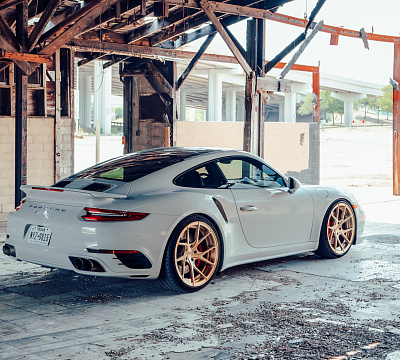 Фото дисков Strasse Wheels SM5RT Deep Concave Duoblock на Porsche 911 VII