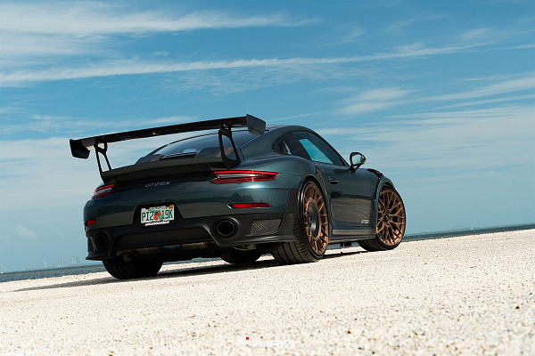 Фото дисков Anrky AN20 Aerosport Сатиновая бронза на Porsche 911 VII