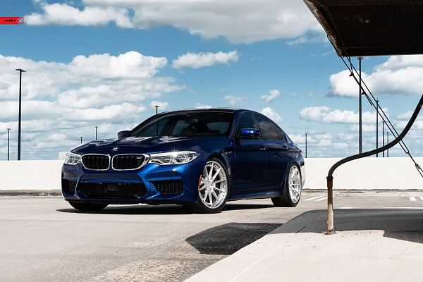 Фото дисков Anrky AN38 Глянцевый лак на BMW 5/M5 (G30/F90)
