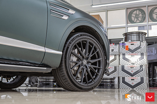 Фото дисков Vossen HF-4T Черный сатин на Genesis GV80