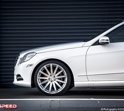 Фото дисков MRR HR9 на Mercedes-Benz E-Class (W212, S212, C207)