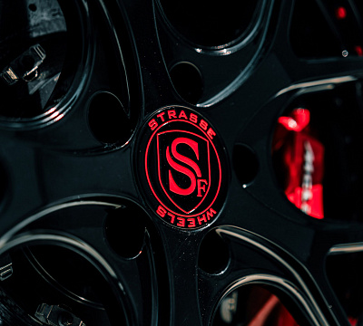 Фото дисков Strasse Wheels SM5R Deep Concave FS на McLaren 720S