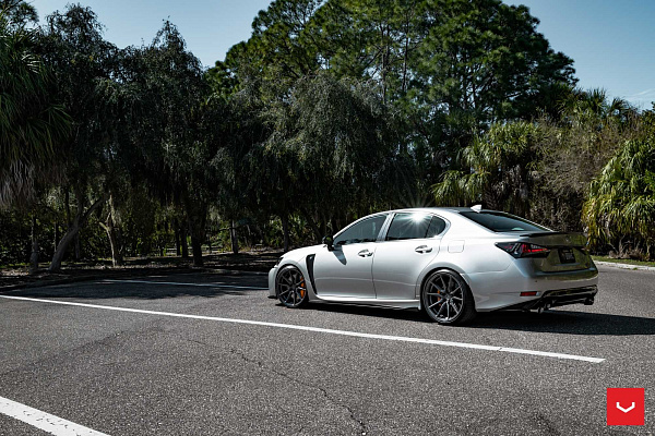 Фото дисков Vossen HF-3 Сатиновый графит на Lexus GS IV