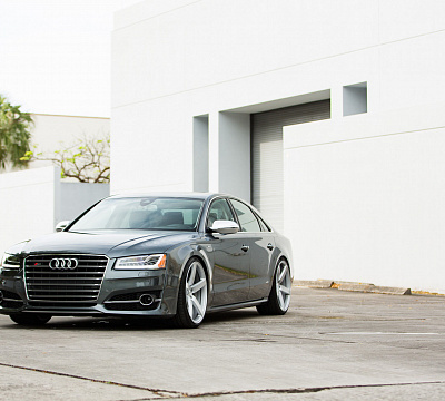 Фото дисков Vossen CV3 на Audi A/S 8 (D4)