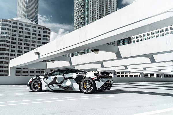 McLaren 720S