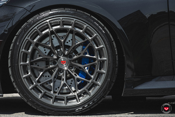 Фото дисков Vossen LC3-02 Глянцевый темный лак на BMW 2/M2 (G42/G87)
