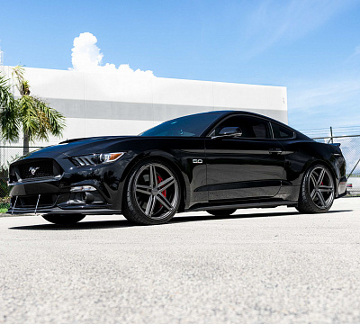 Фото дисков Vossen CV5 на Ford Mustang VI
