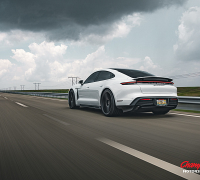 Фото дисков Vossen S17-04 на Porsche Taycan I