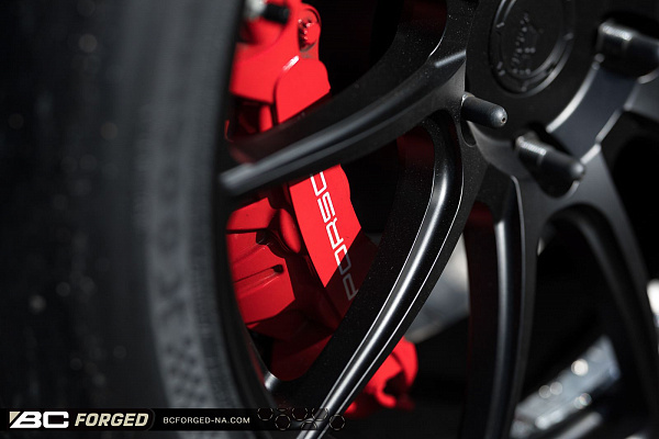 Фото дисков BC Forged RZ10 Черный сатин на Porsche Cayman II
