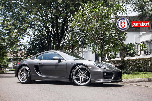 Фото дисков HRE P107 Глянцевый тонированный лак на Porsche Cayman II