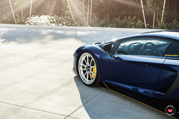 Lamborghini Aventador