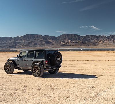 Фото дисков Vossen HF-5 на Jeep Wrangler IV (JL)