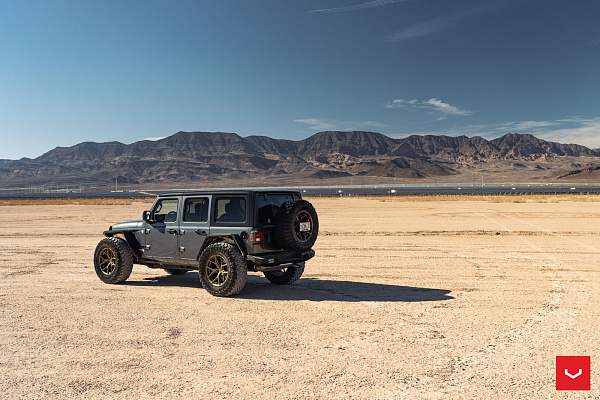 Фото дисков Vossen HF-5 Сатиновая бронза на Jeep Wrangler IV (JL)