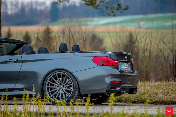 Фото дисков Vossen VFS-2 Глянцевый графит на BMW 4/M4 (F32/F82)